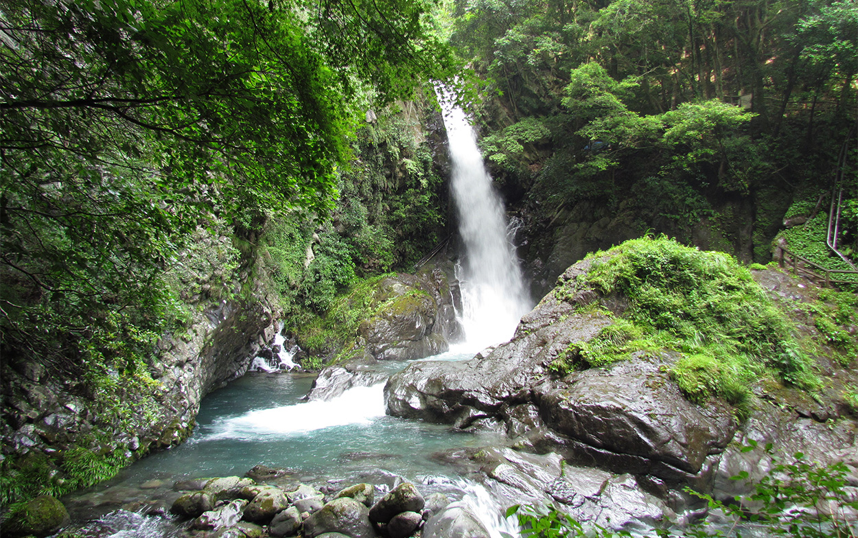 七滝の最上流　釜滝